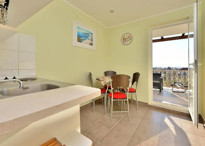 Lägenhet 1 Bedroomamazing In Sukošan